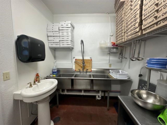 314 W Main St, Henryetta, OK 74437