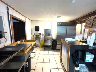 314 W Main St, Henryetta, OK 74437