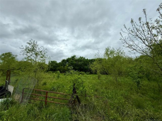26945 S 206 Rd, Henryetta, OK 74437