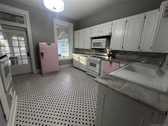 508 E 9th St, Weleetka, OK 74880