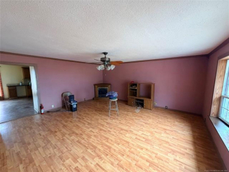 7480 Loblolly Rd, Henryetta, OK 74437