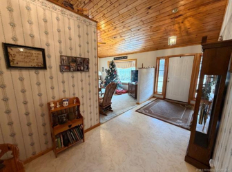 24751 S 200 Rd, Henryetta, OK 74437