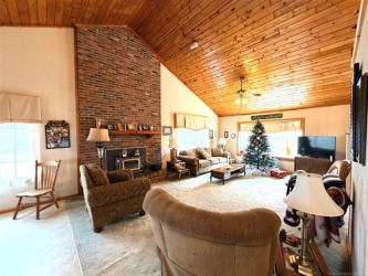 24751 S 200 Rd, Henryetta, OK 74437